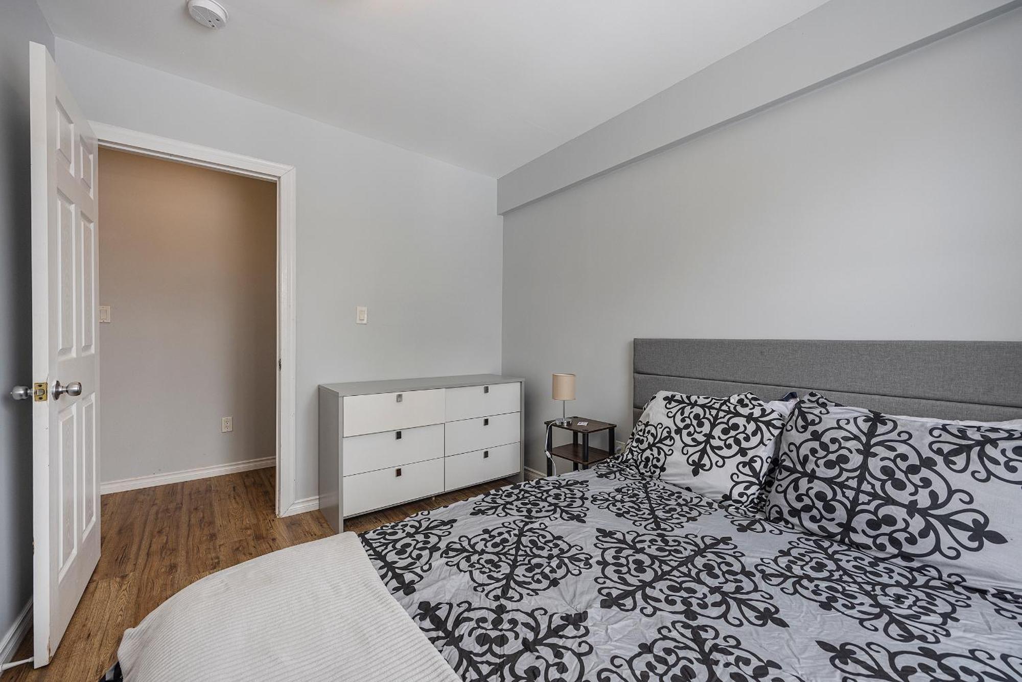 3 Bedroom Appartment-Limestone Кингстон Экстерьер фото